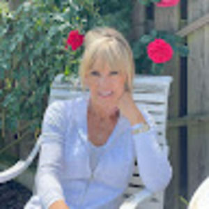 Meet your Posher, Christiane